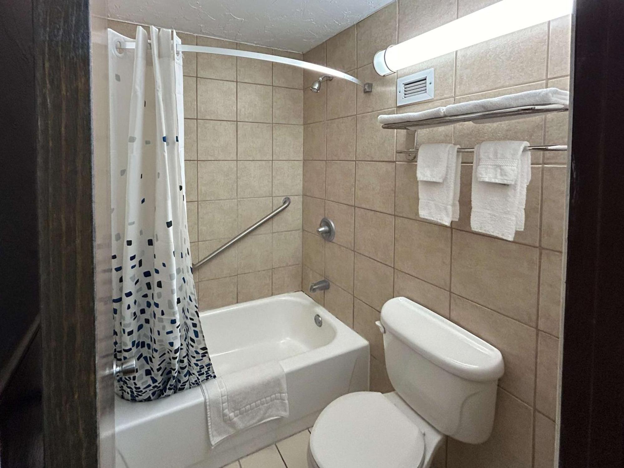 Motel 6 Ada Ok Εξωτερικό φωτογραφία